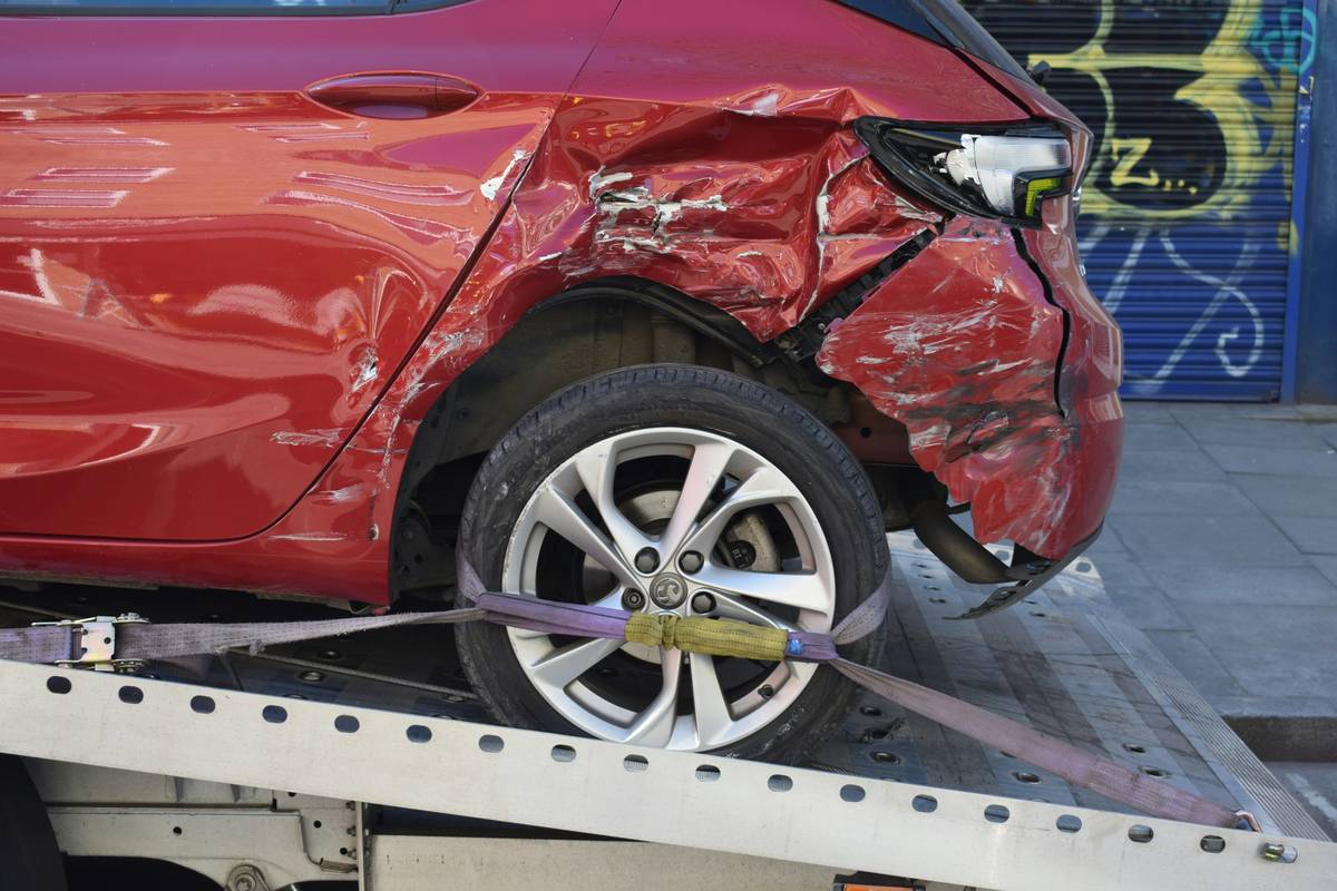 How to Actually Get Auto Insurance Low Rates (Without Wasting 3 Hours on 10 Comparison Sites)