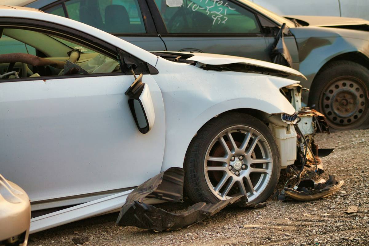 Florida driver saving money with affordable car insurance auto through regional provider